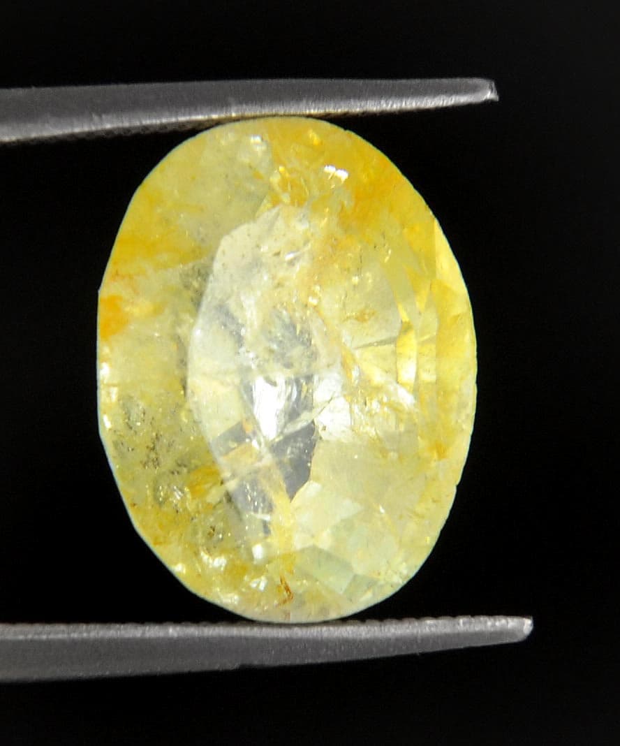 Lowest Quality Yellow Sapphire — saphire-low.jpg