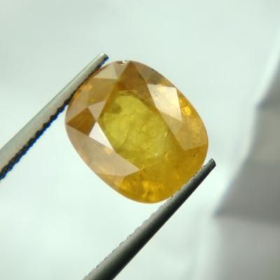 Yellow Sapphire Gemstone